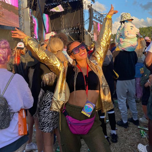 Kaz Crossley at Glastonbury. Guide to festival outfits